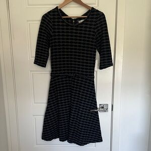 Max studio Elegant Black and Gray Patterned Dress